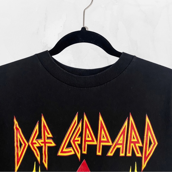 Def Leppard Rock of Ages Tour 2012 T Shirt - Medium - Picture 5 of 9